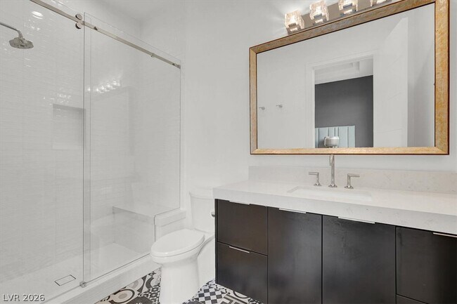 Building Photo - 20 Pebble Hills Ct