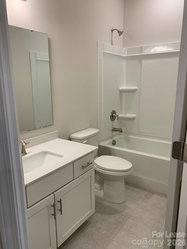 Building Photo - 12031 Remarque Rd