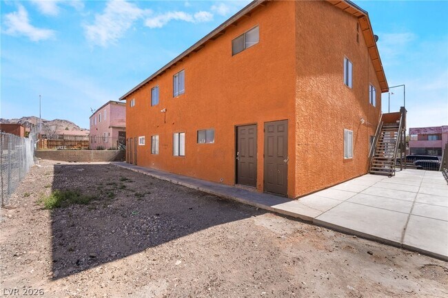 Building Photo - 6982 Hopkins Dr
