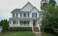 Building Photo - MUST SEE !!