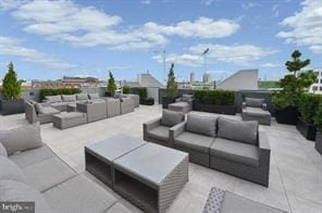 Building Photo - 236 W Thompson St