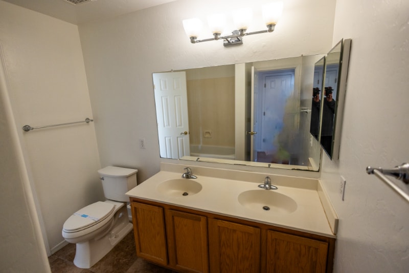 Building Photo - 8546 N Sayante Way