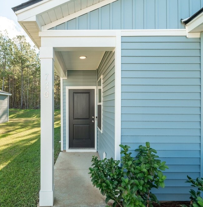 Building Photo - Where Comfort Meets Modern Living