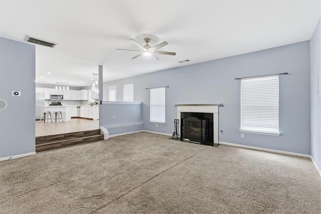 Building Photo - 345 Oxnard Cir SW