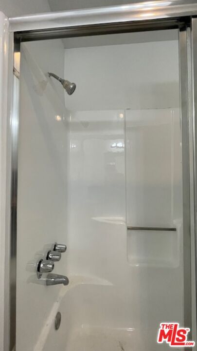 Building Photo - 545 S Manhattan Pl