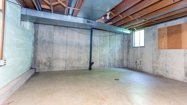 Building Photo - 10107 IL-120