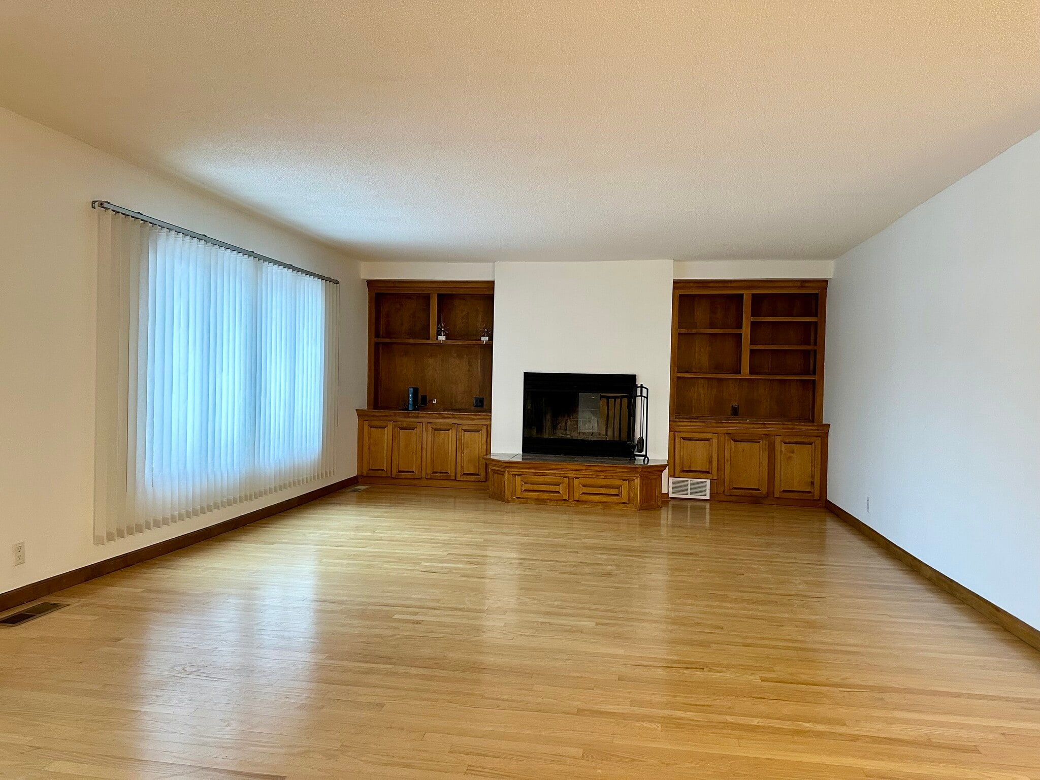 Building Photo - 7303 Glouchester Dr