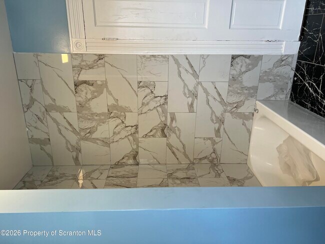 Building Photo - 1528 Wyoming Ave