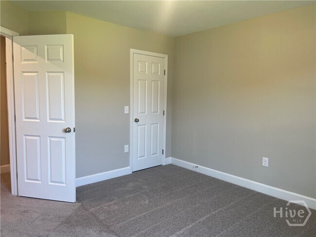 Building Photo - 219 HAISLEY RUN