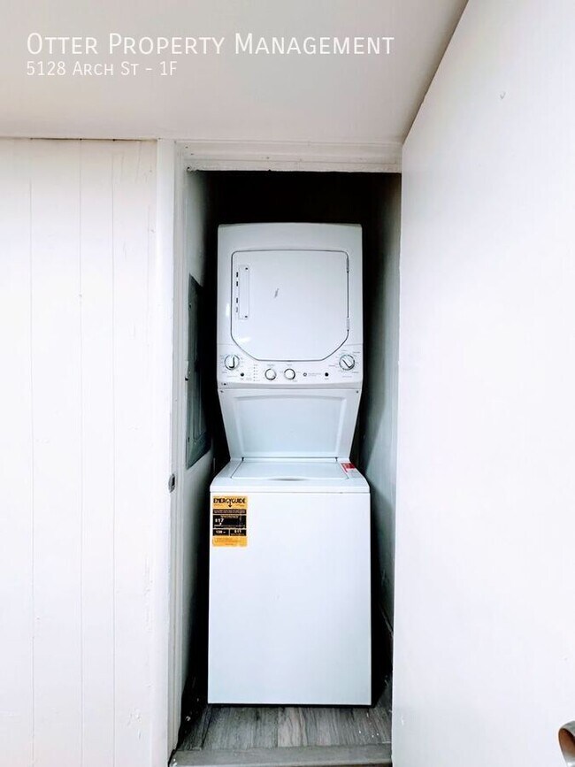 Building Photo - 5128 Arch St