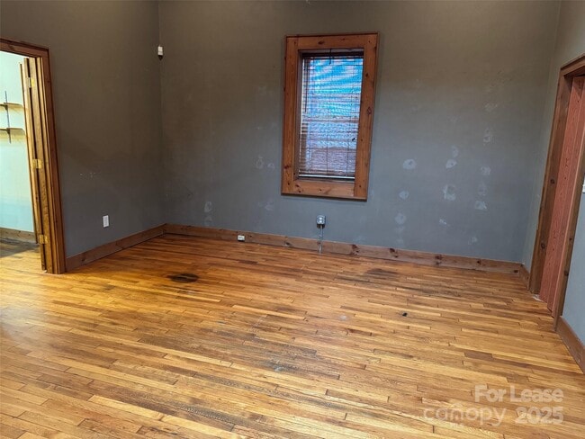 Building Photo - 110 Church St NW