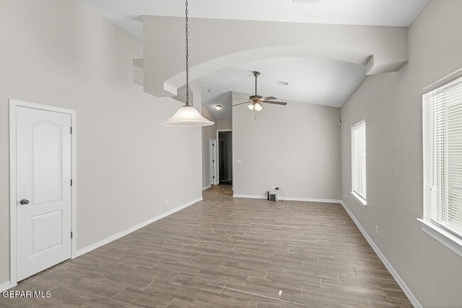 Building Photo - 14349 Tobe Davis Dr