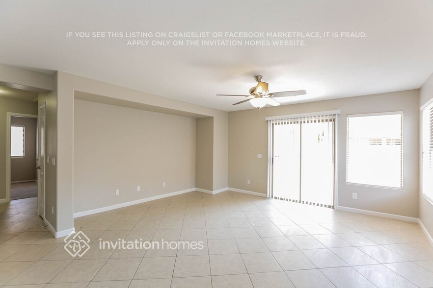 Building Photo - 2035 S 83rd Ln