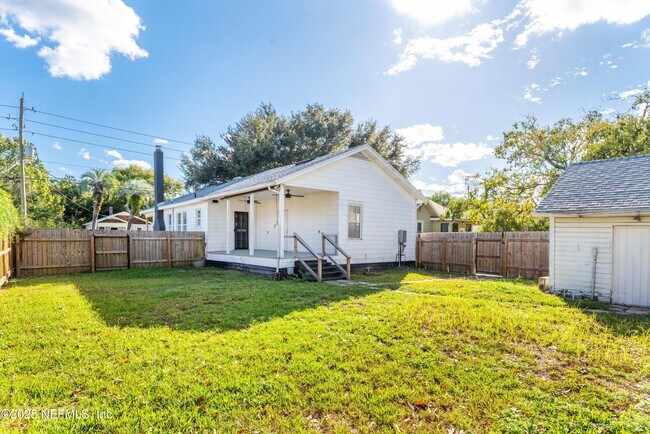 Building Photo - 4313 Lexington Ave