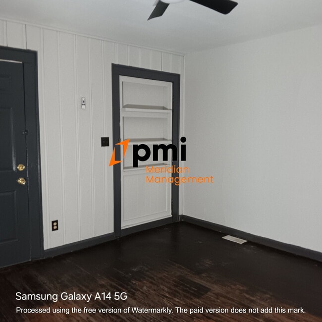 Building Photo - 1619 S Randolph St