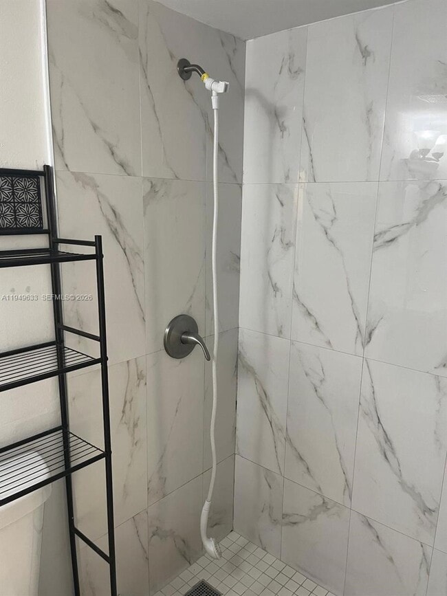 Building Photo - 5580 W 26th Ct