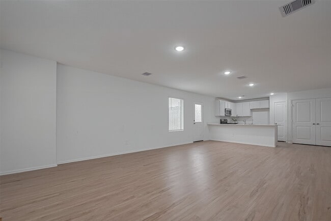 Building Photo - 24119 Maple Turn Ln