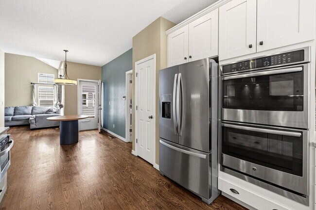 Building Photo - 14141 Fairwind Ln