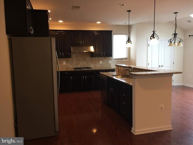 Building Photo - 43165 Barnstead Dr
