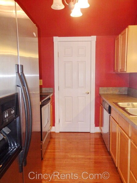 Building Photo - 2155 Fulton Ave