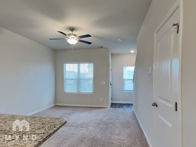 Building Photo - 116 Chandler Ct