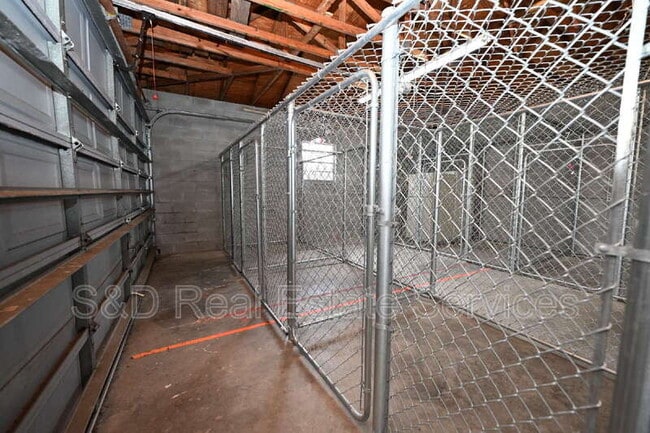 Building Photo - 2249 9th St SE