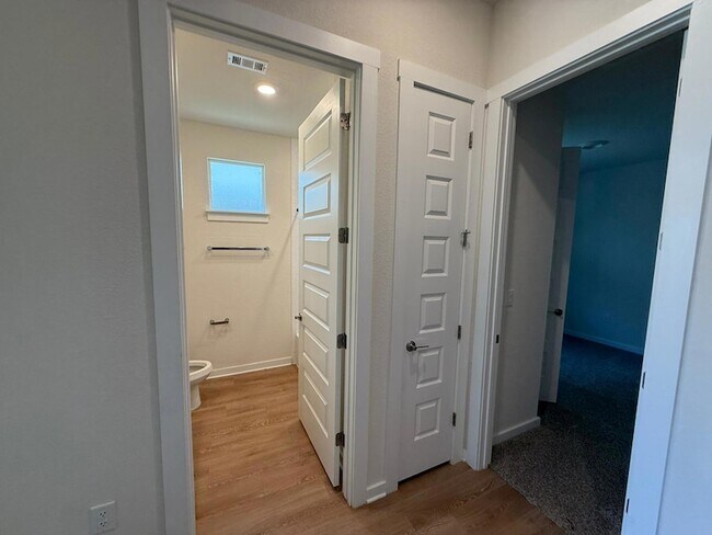 Building Photo - 2037 Saddlery St