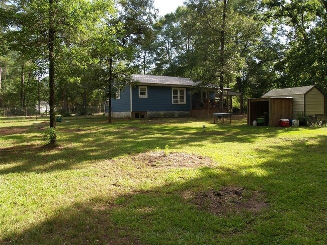 Building Photo - 11131 Woodside Dr