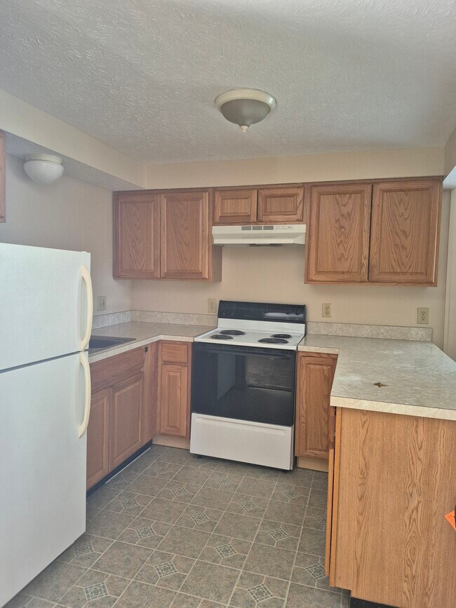 Building Photo - 124 Crain Ave