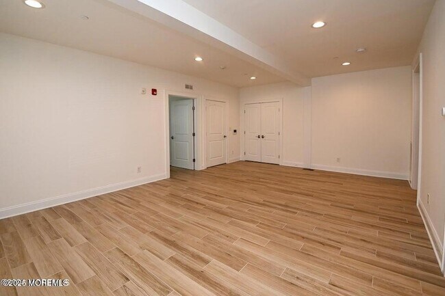 Building Photo - 206 NJ-71