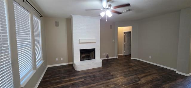 Building Photo - 741 Willow Crest Dr