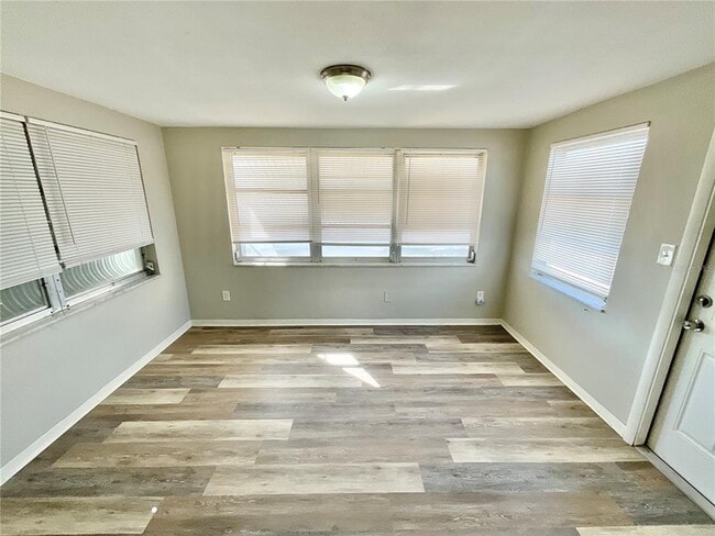 Building Photo - 1541 Alert St