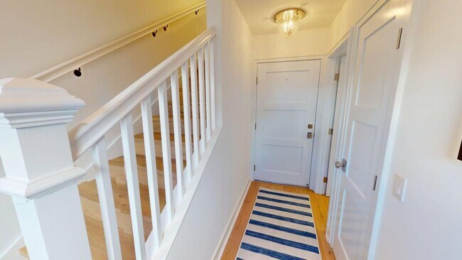 Building Photo - BRAND NEW CONDO | EV Charging