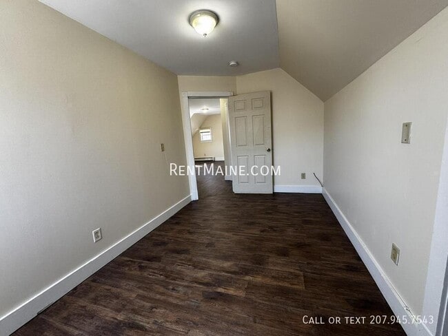 Building Photo - 3 Summer St