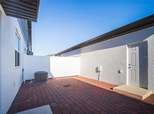 Building Photo - 15817 Tollington Aly