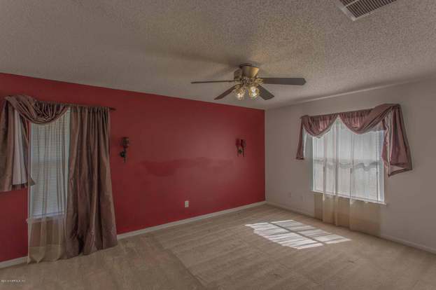Building Photo - 12096 Coachman Lakes Way