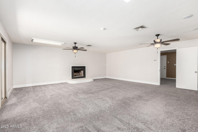 Building Photo - 4731 W Wescott Dr