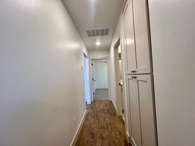 Building Photo - 9333 SW 42nd St