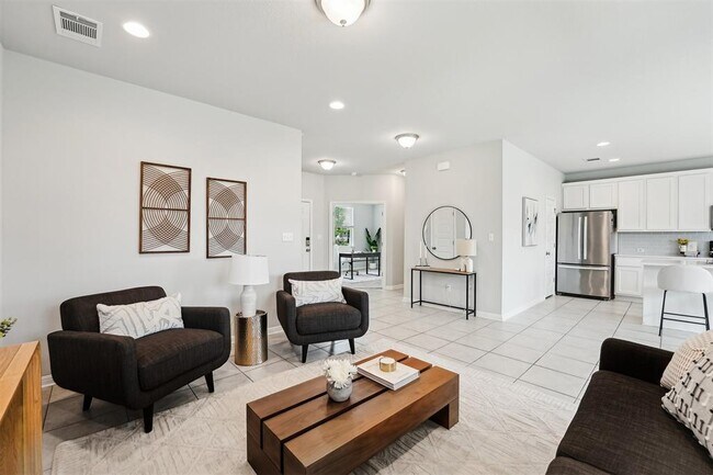 Building Photo - 2513 Pecan Island Dr
