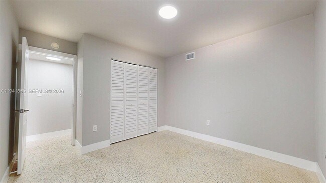 Building Photo - 426 NW 13th Ave