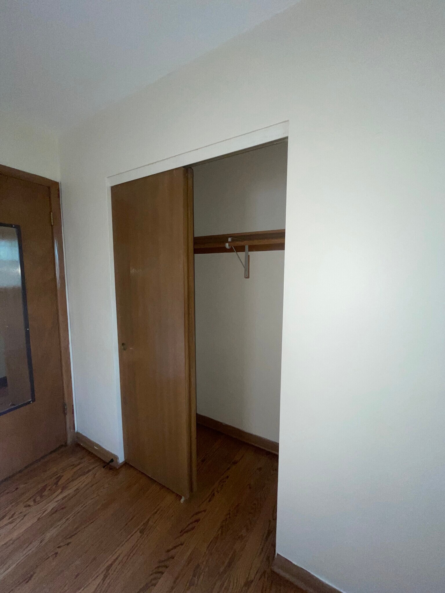 Closet Bedroom 1 - 8817 W Herbert Ave