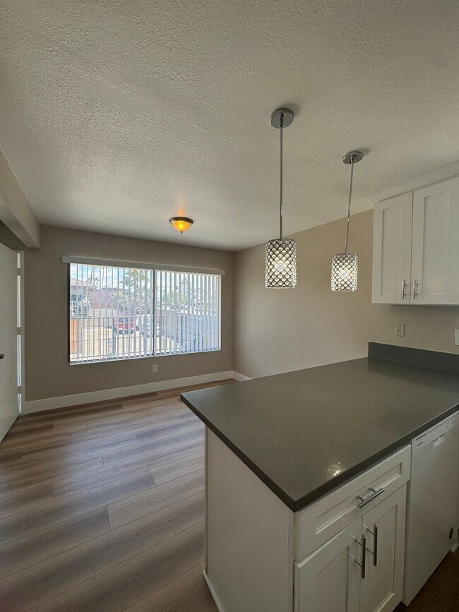 Building Photo - 7302 Elk Cir
