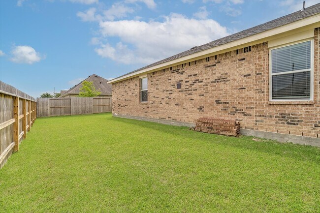Building Photo - 8438 Bay Rdg Cir