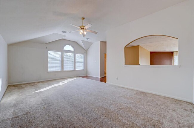 Building Photo - 1606 Maryvale Dr