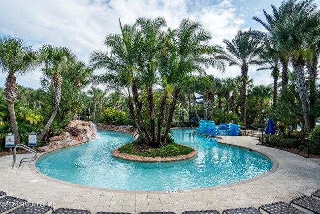 Building Photo - 30 Paradise Valley Dr