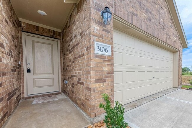 Building Photo - 3106 Elm Br Dr