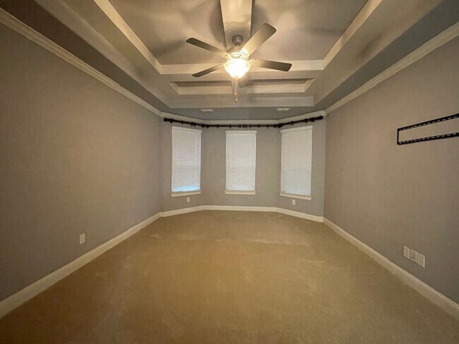 Building Photo - 2403 Cabrillo Ln