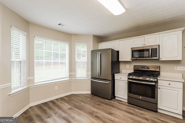 Building Photo - 154 Vinings Dr