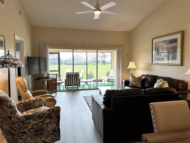 Building Photo - 5906 Doral Dr