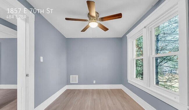 Building Photo - 1857 E 70th St